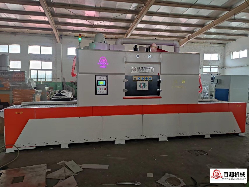 2023版P1578T-20履帶輸送式噴砂機(jī)